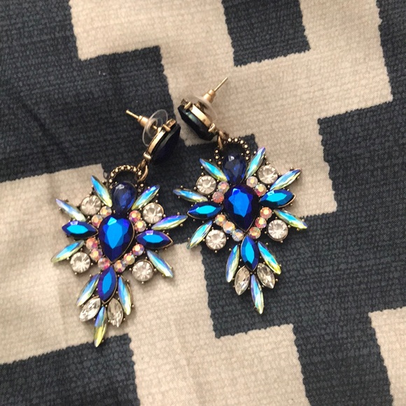 Jewelry - Blue Jeweled Dazzling Earrings